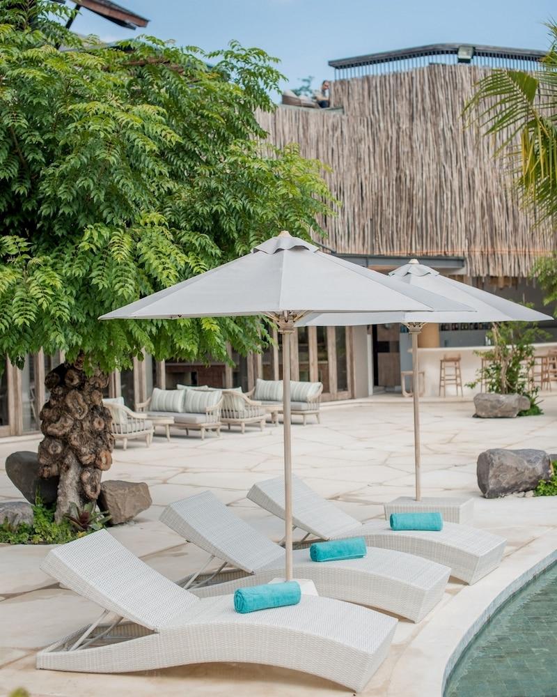 Hotel Cross Bali Breakers Jimbaran Exterior foto