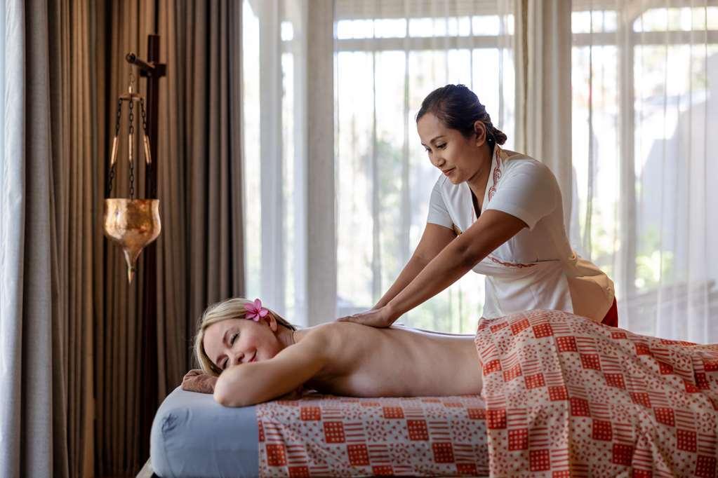 Hotel Cross Bali Breakers Jimbaran Facilidades foto